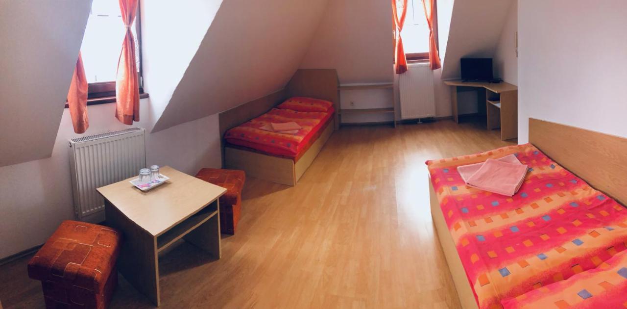 Penzion Pramen Liptovske Sliace Εξωτερικό φωτογραφία